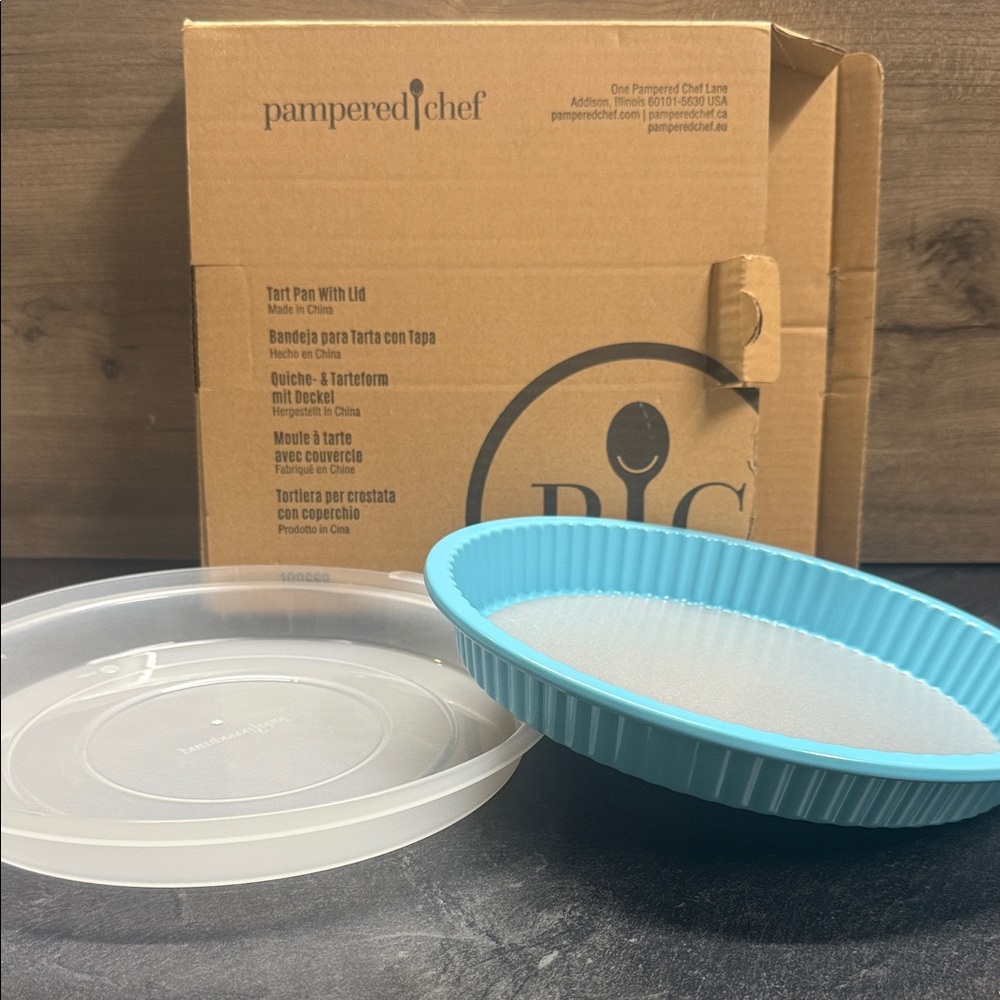 Pampered Chef Tart Pan with Lid – Model #100669, Brand New